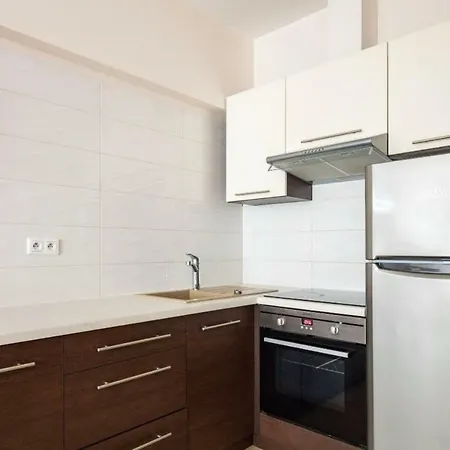Grojecka 194 - Cozy By Homeprime Warsaw